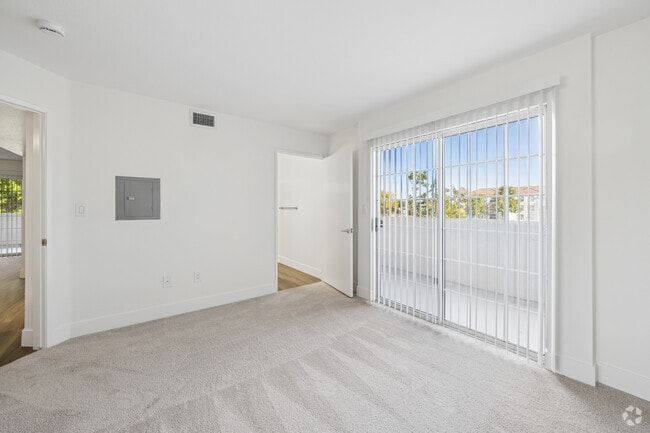A1 - 1BR, 1BA - 940SF - Primary Bedroom