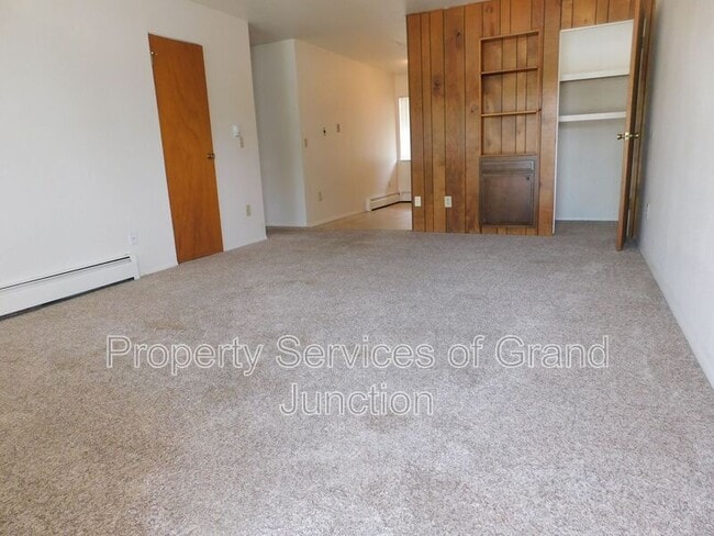 Photo - 2857 Elm Cir Unit 27