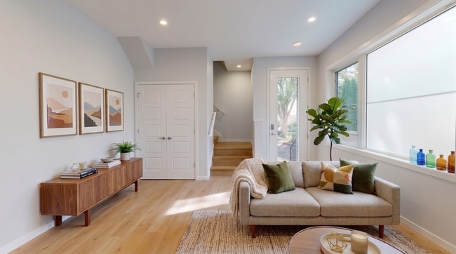Photo - 11528-11122 122 St NW Unit 2