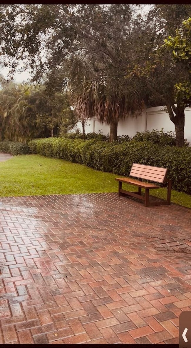 Photo - 3909 NW 82nd Dr