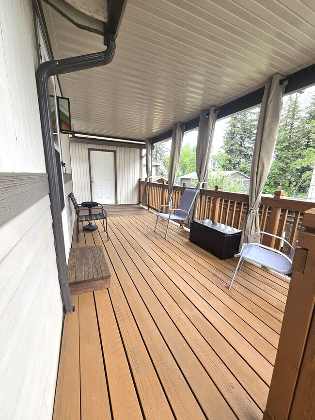 Photo - Great Location! Welcome Gardners! Tons of nice amenities ! * Landscape Service is Included *