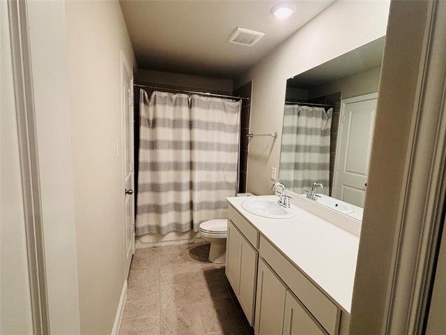 Photo - 6820 Elm St