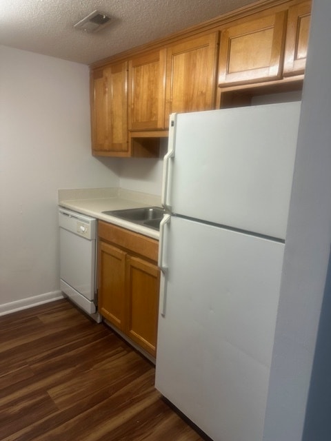 Photo - Castlewood Apartments