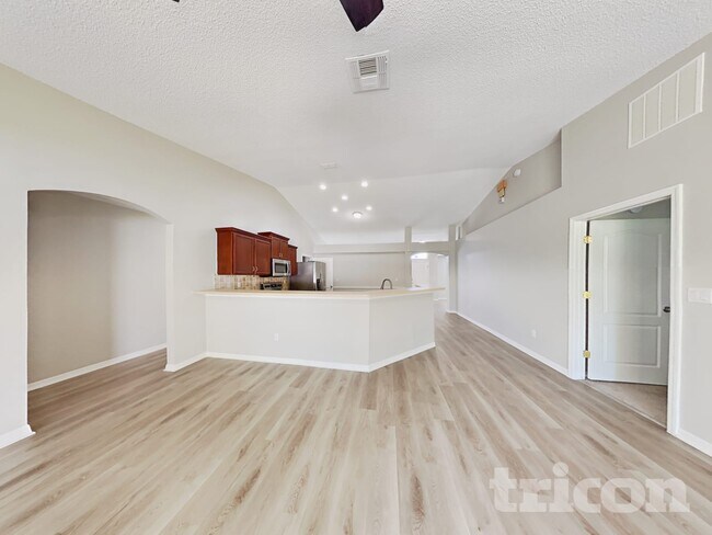 Photo - 984 Fox Chapel Ln