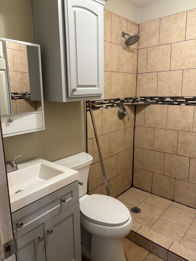 Photo - 609 Fay Blvd