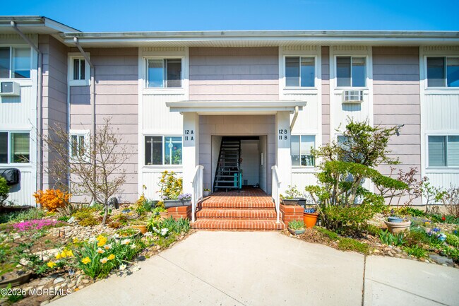 Photo - 50 Valentine St Unit 12B