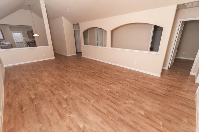2424 W Werrington Way