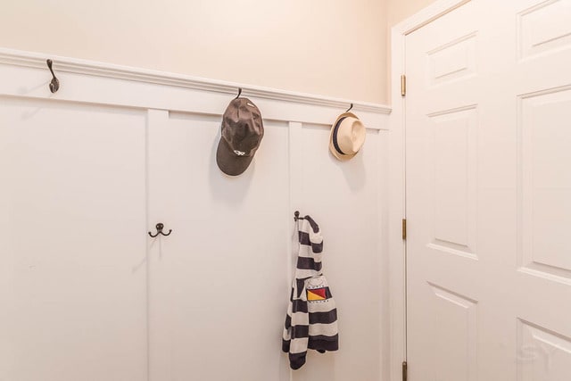 Photo - 1029 Enfield Dr