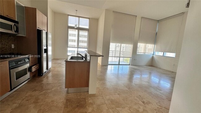 Photo - 9055 SW 73rd Ct Unidad 504