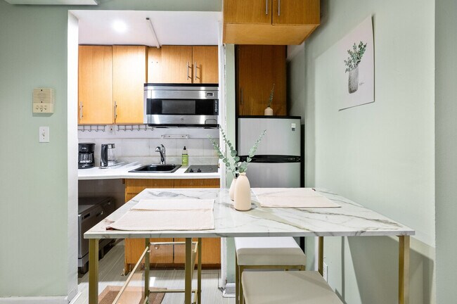 Photo - 250 E 33rd St Unit ID1323974P