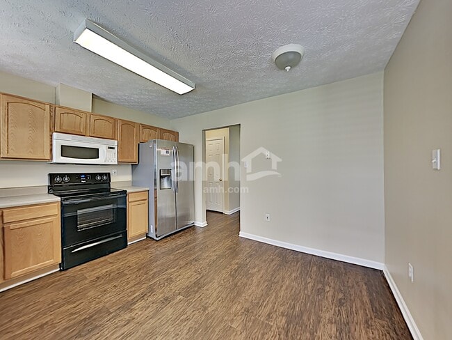 Photo - 7718 Edith Keeler Ln