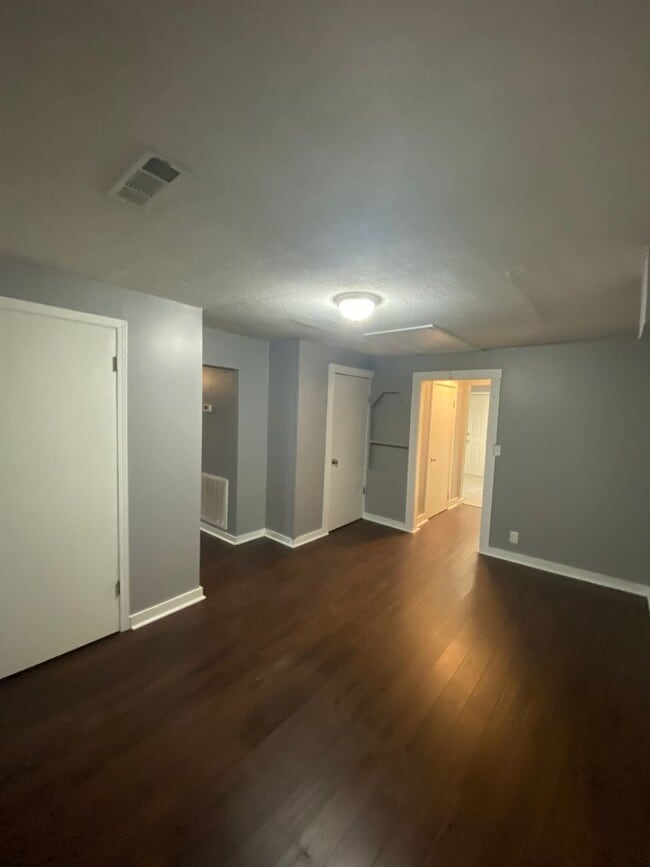 Photo - 5518 N Broadway