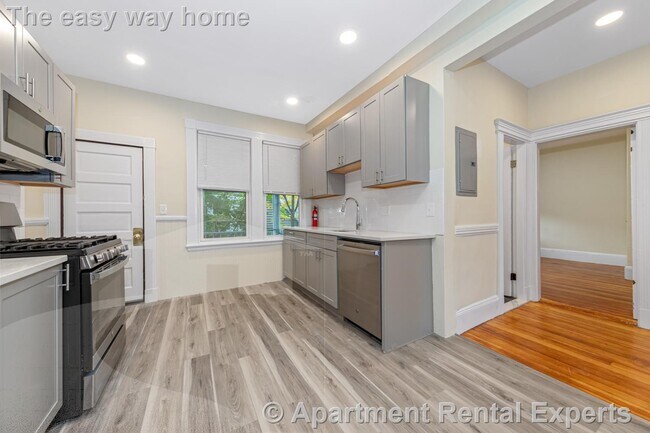 Photo - 44 Brackett St Unit #3