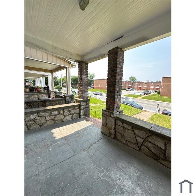 Photo - 3 Bedroom with Basement