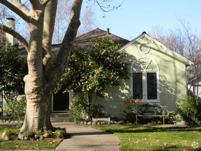 Building Photo - 632 36th St Rental