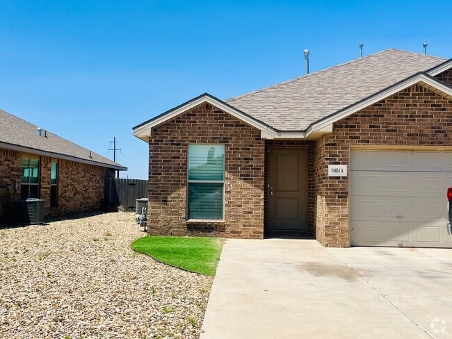 Building Photo - Bell Farms - 14414 Unit 14414 Ave X A Rental