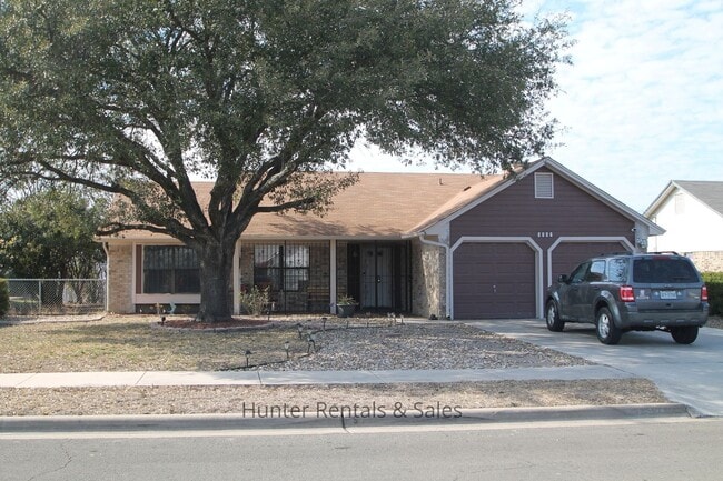 Chic & Updated 3-Bedroom Rental Home in So... - Chic & Updated 3-Bedroom Rental Home in So...