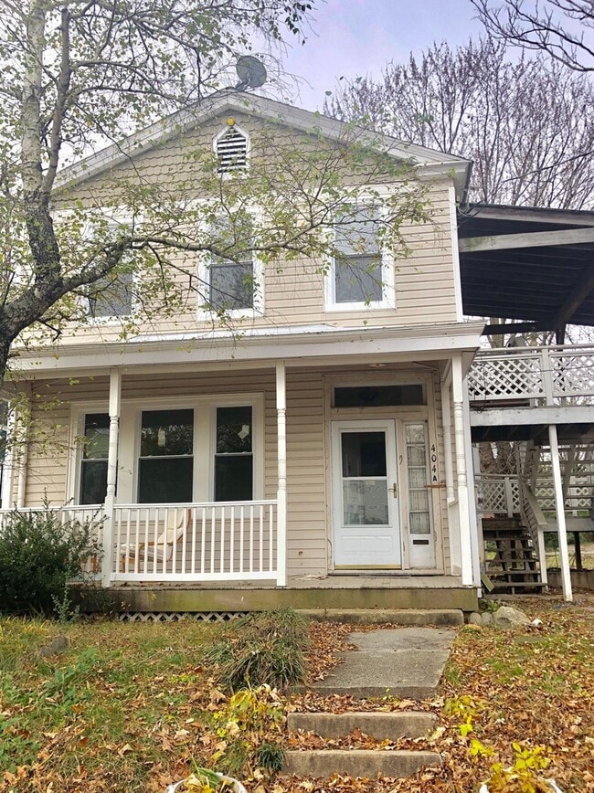 Photo - 404 W 27th St Unit B