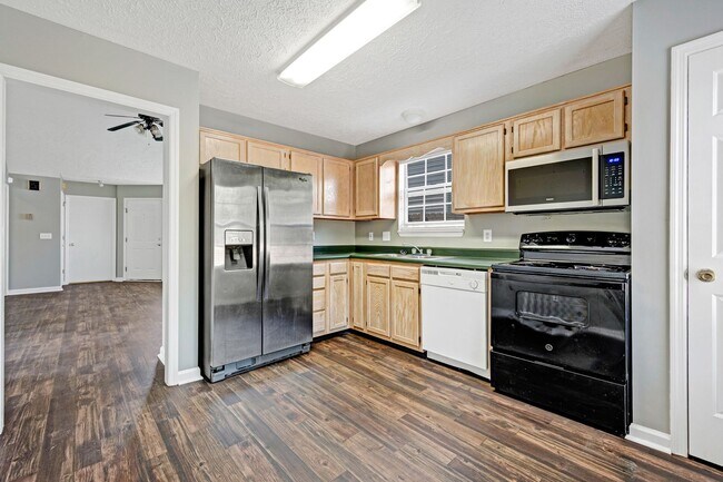 Photo - Move-In Ready 3B/2B Nashville Home!