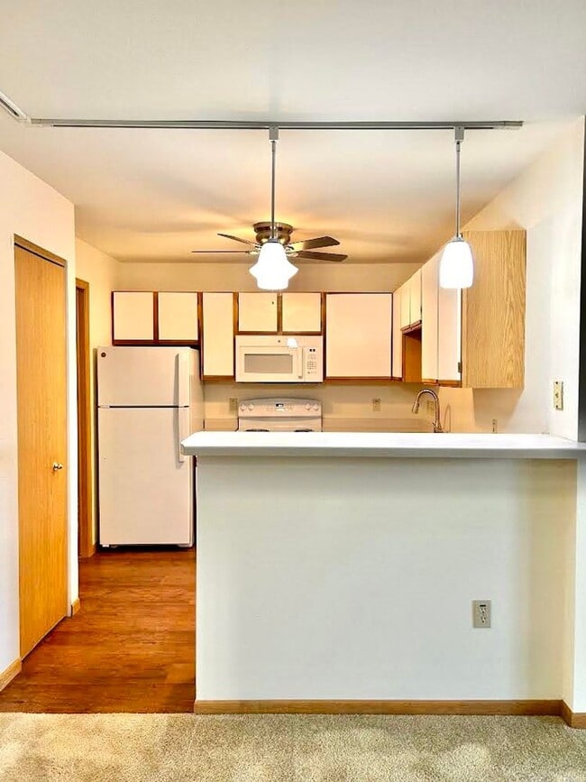 Photo - Stone Creek Apartments