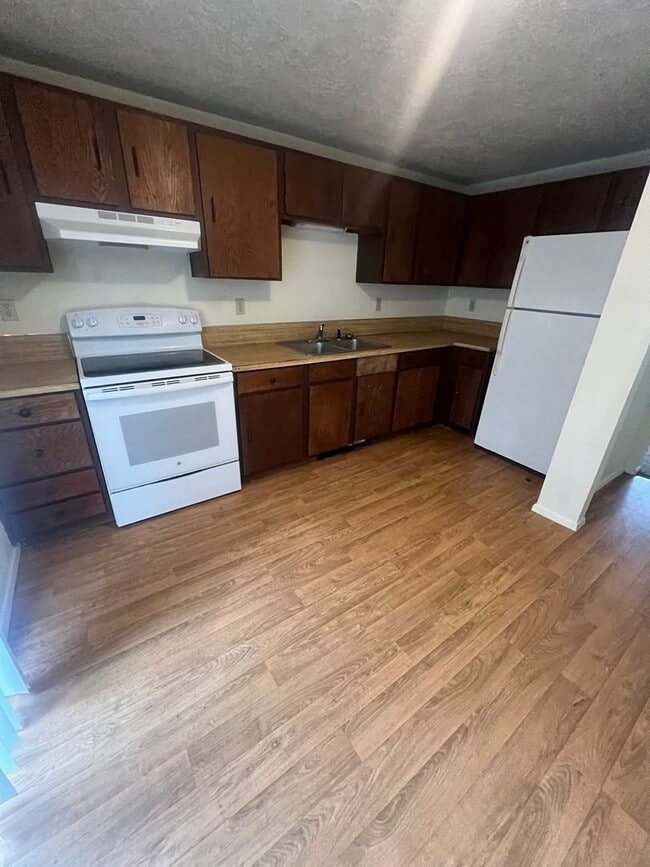 Photo - 423 E Dunn St Unit 423 E Dunn # 2