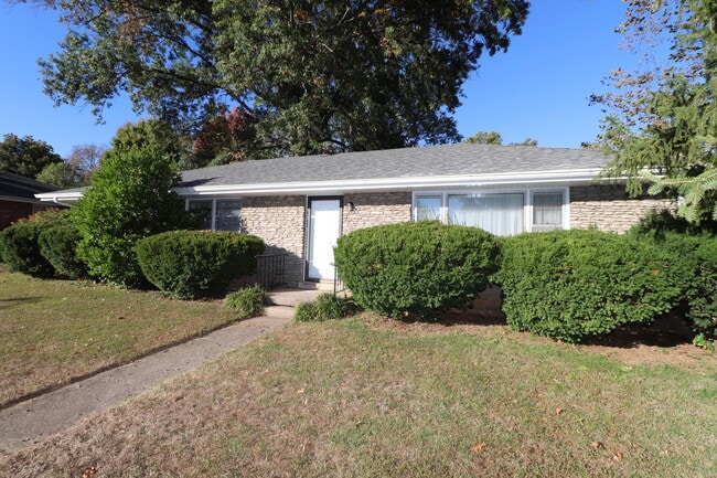 Photo - 501 Westerfield Way