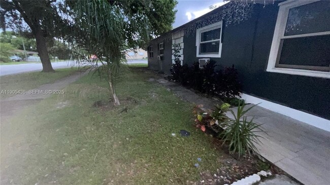 Photo - 6390 Hayes St Unit 2