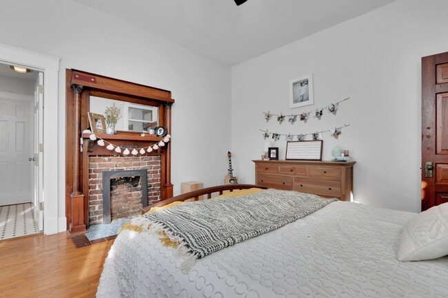 Photo - 1027 Eleanor St