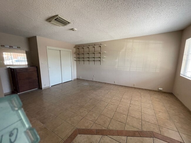 Photo - Large Studio Unit E