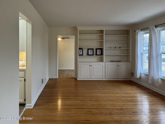 Photo - 7913 Greenway Dr