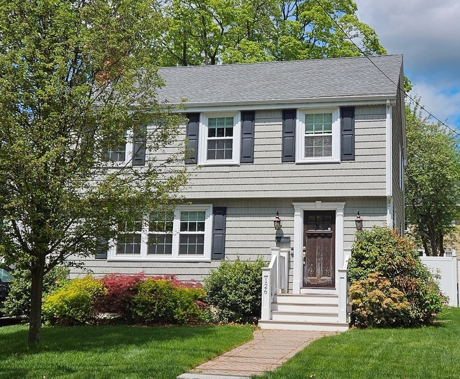 Photo - 126 Waverley St (Belmont, MA)