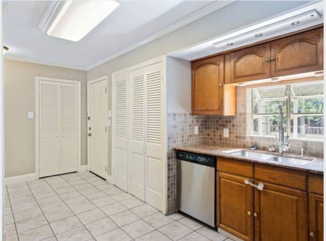 Photo - 10632 Desdemona Dr