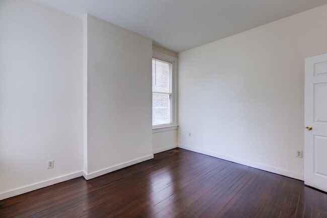 Photo - 202 Wellford St Unit B