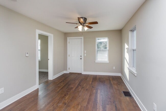 Photo - Two Bedroom Home in Central Columbia