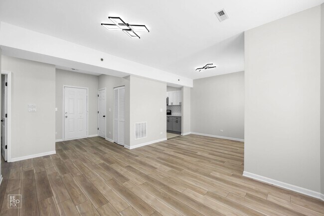 Photo - 111 Garfield Ave Oak Park, IL 60304