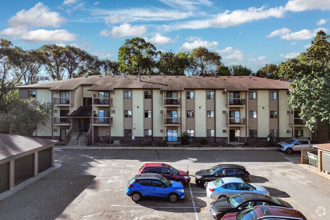 James Manor Apartments
