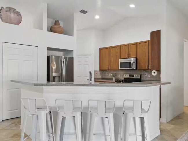 Photo - 2473 SE Sidonia St