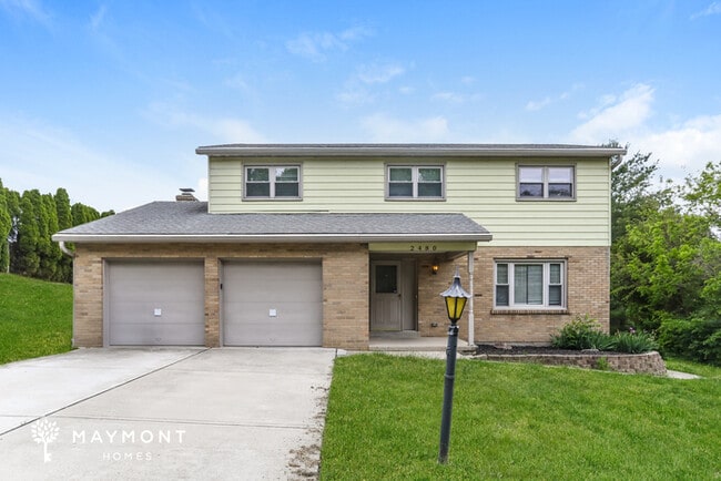 Building Photo - 2480 Sylmar Ct