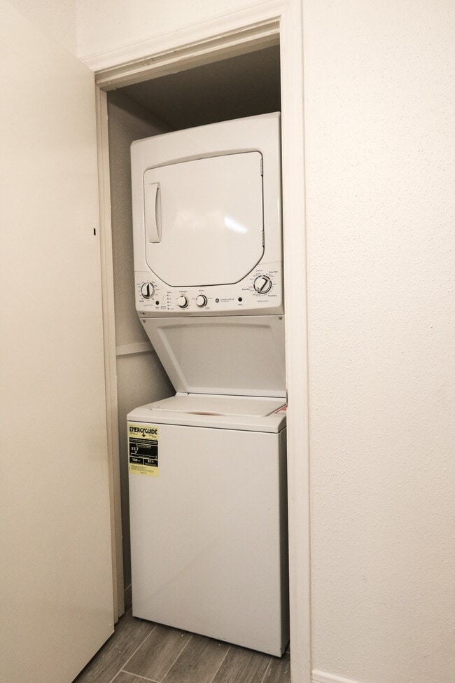 Photo - 2750 Holly Hall St Unidad 303