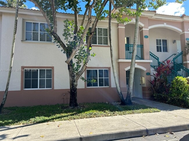 Photo - 2921 SE 12th Rd Unit 102-56