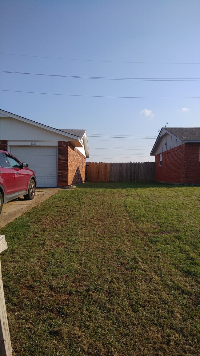 Photo - 6122 SW Summit Ave