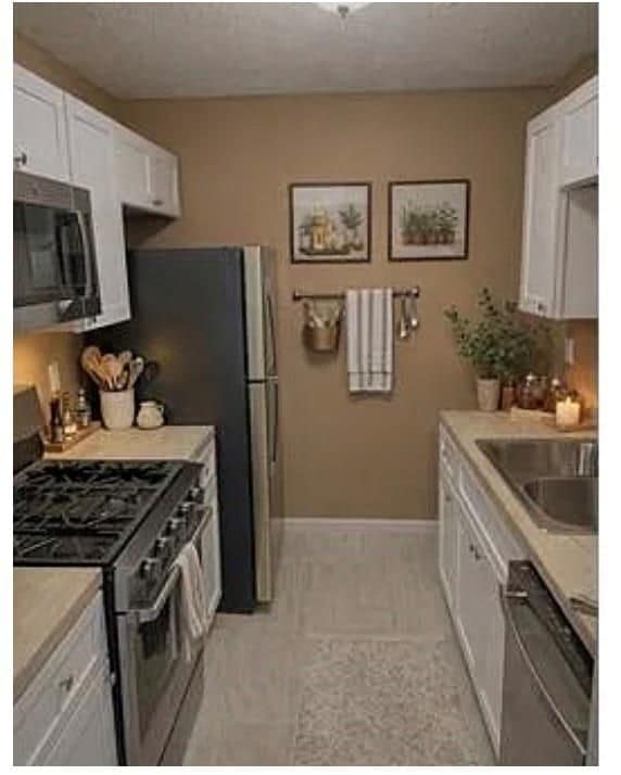 Photo - 2305 Pine Tree Trail