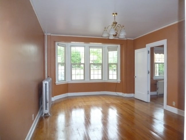 Photo - 440 N Park Ave Apartment Unit 3