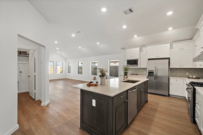 Photo - 4823 Shimmer Side Dr