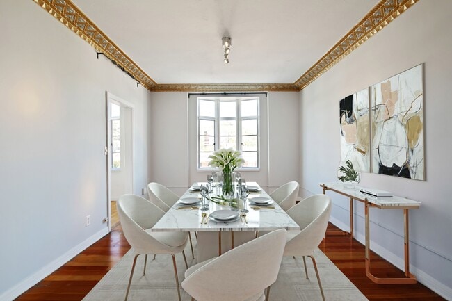 Photo - 1314 Hayworth Ave