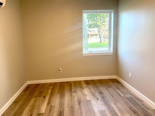 Photo - 6919 Montgomery Rd Unit 3