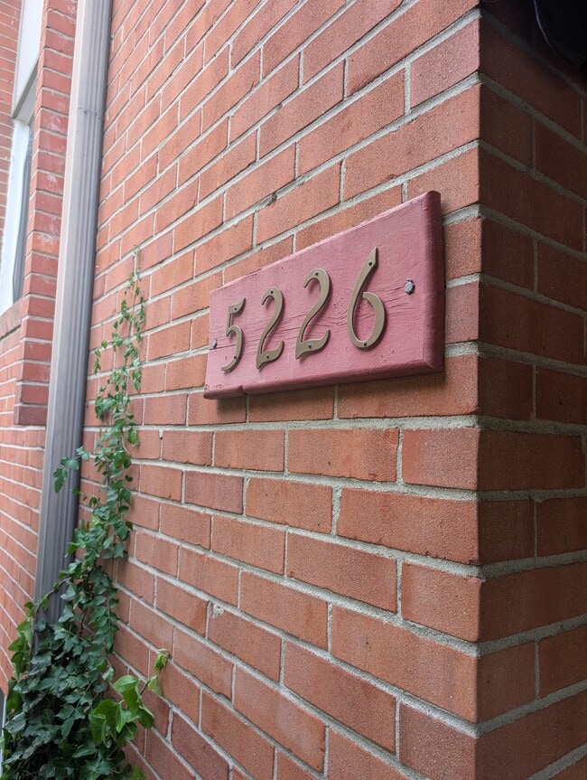 5226 Castlewood Rd Unit B