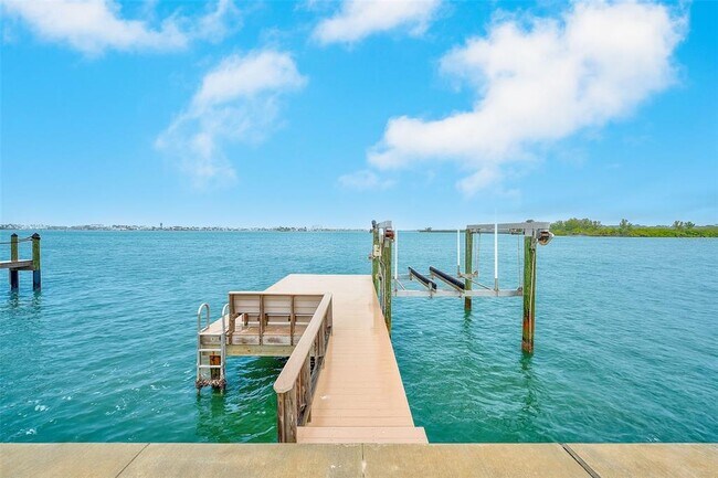 Photo - 5434 Oakhurst Dr