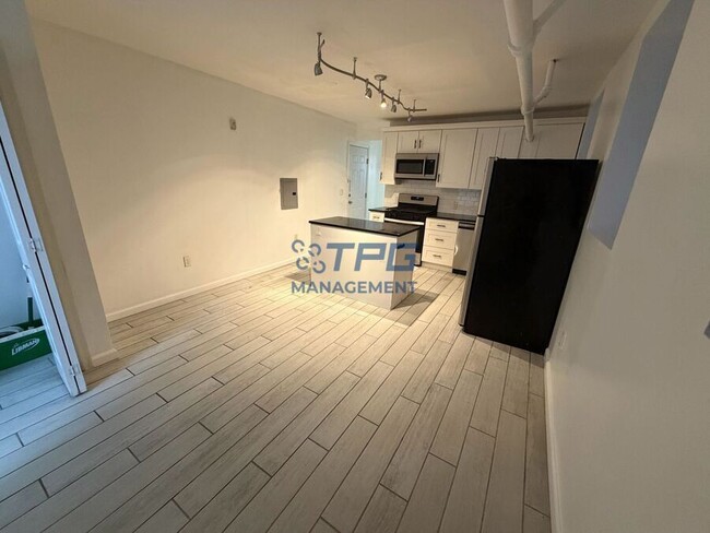 Photo - 118 Corbin Ave