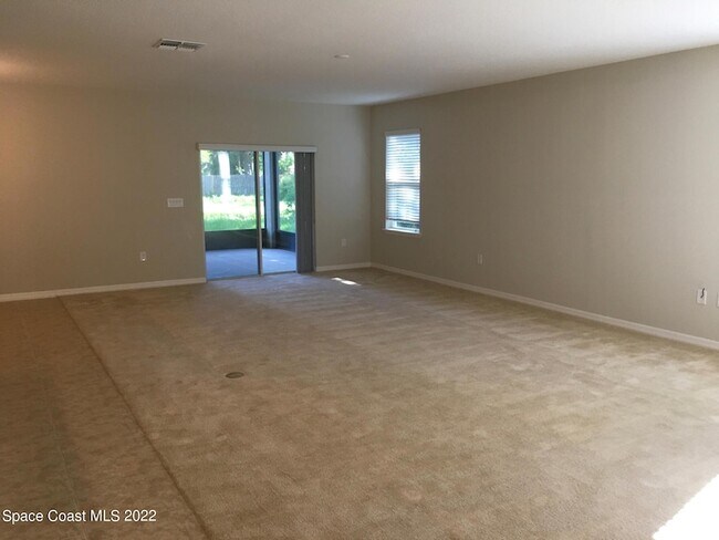 Photo - 967 Zambrana St SE